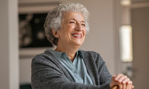 Téléassistance à domicile : sécuriser son logement pour bien vieillir chez soi